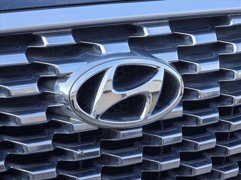 Used 2020 Hyundai Palisade SEL w/ Premium Package image 11