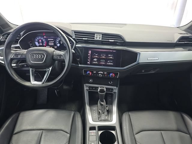 Used 2021 Audi Q3 2.0T Premium w/ Convenience Package AWD/4WD image 12