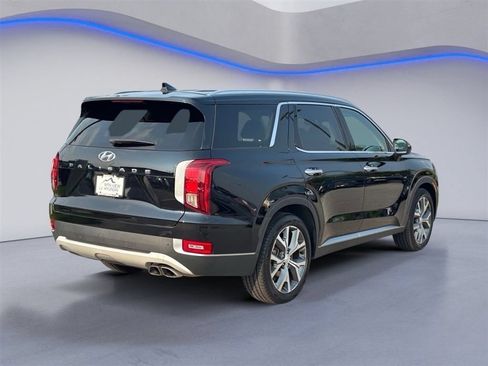 Used 2022 Hyundai Palisade SEL w/ Premium Package FWD image 6