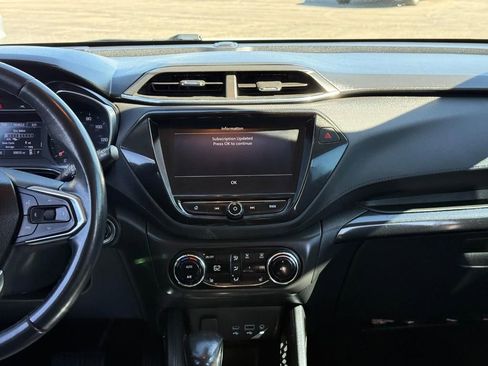 Used 2021 Chevrolet TrailBlazer LT w/ Premium Seating Package image 13