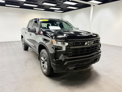 Used 2024 Chevrolet Silverado 1500 RST w/ Z71 Off-Road Package image 8