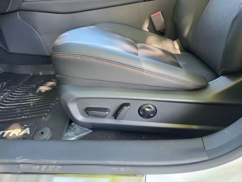 New 2026 Nissan Sentra SR FWD image 17