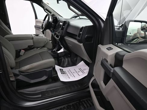 Used 2016 Ford F150 XL w/ Equipment Group 101A Mid AWD/4WD image 22