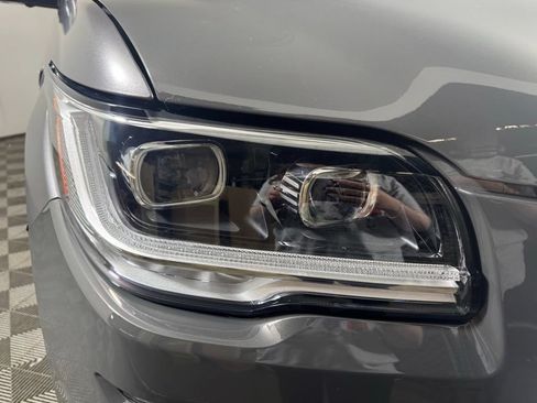 Certified 2023 Lincoln Navigator Black Label AWD/4WD image 11