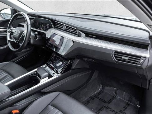 Certified 2024 Audi Q8 e-tron Premium Plus AWD/4WD image 26
