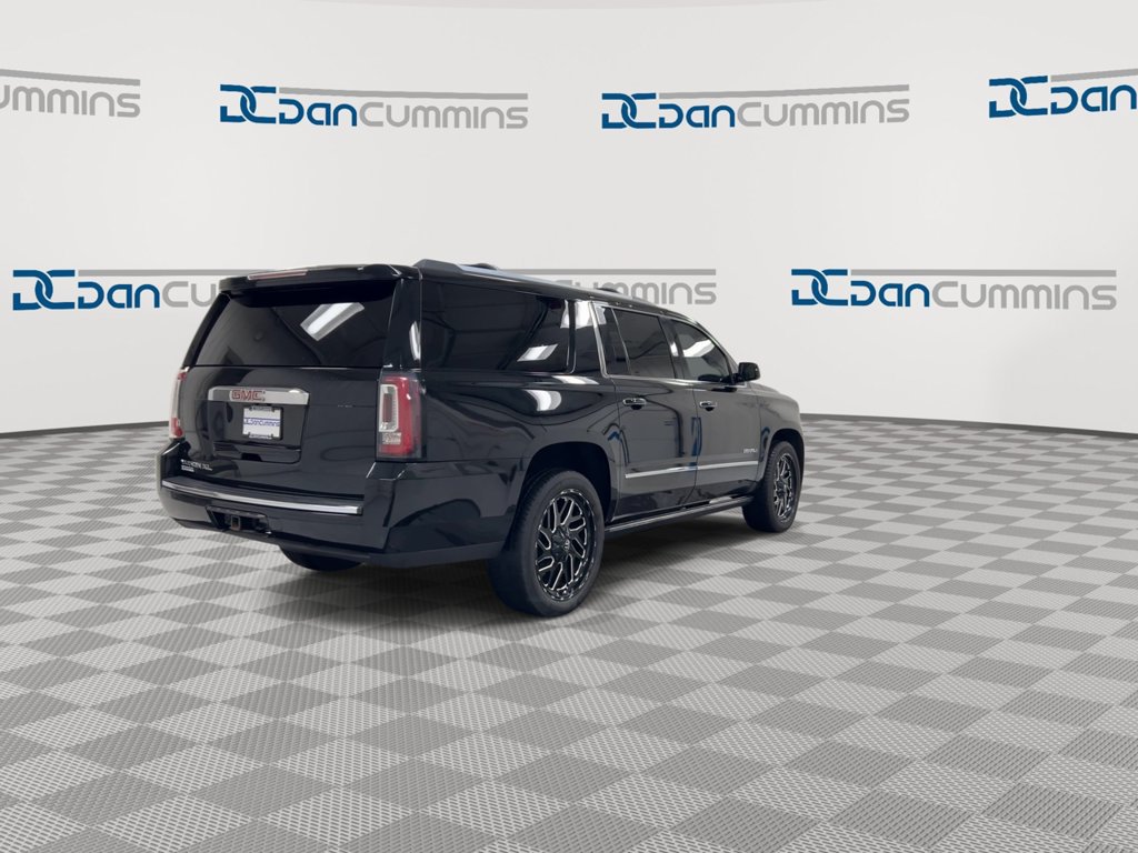 Used 2019 GMC Yukon XL Denali w/ Denali Ultimate Package AWD/4WD image 8
