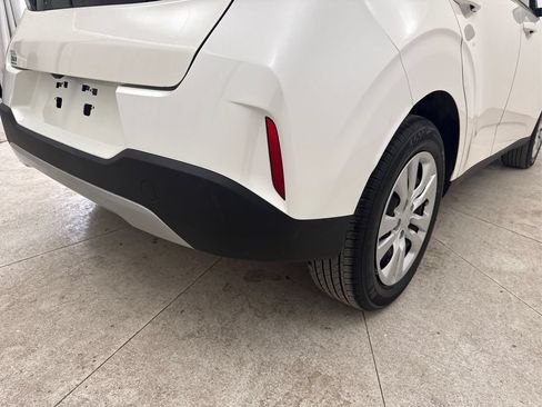 Used 2023 Kia Soul LX FWD image 24