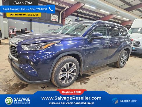 Used 2022 Toyota Highlander XLE image 1
