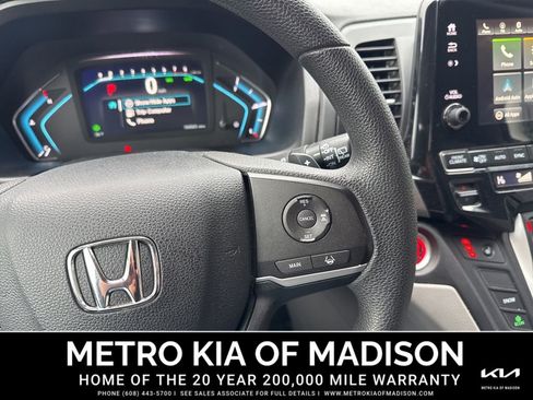 Used 2019 Honda Odyssey EX image 17