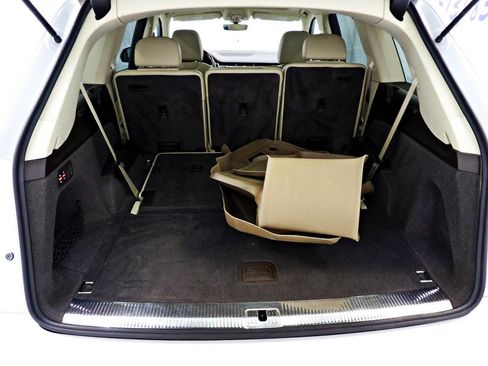 Used 2019 Audi Q7 3.0T Prestige image 13