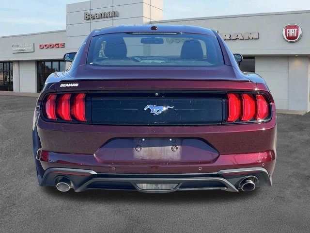 Used 2018 Ford Mustang Premium RWD image 6