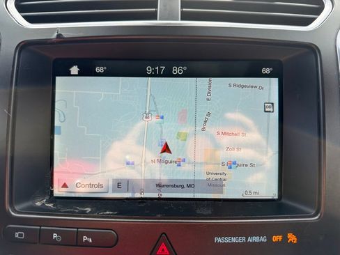 Used 2018 Ford Explorer Limited w/ Equipment Group 301A AWD/4WD image 29