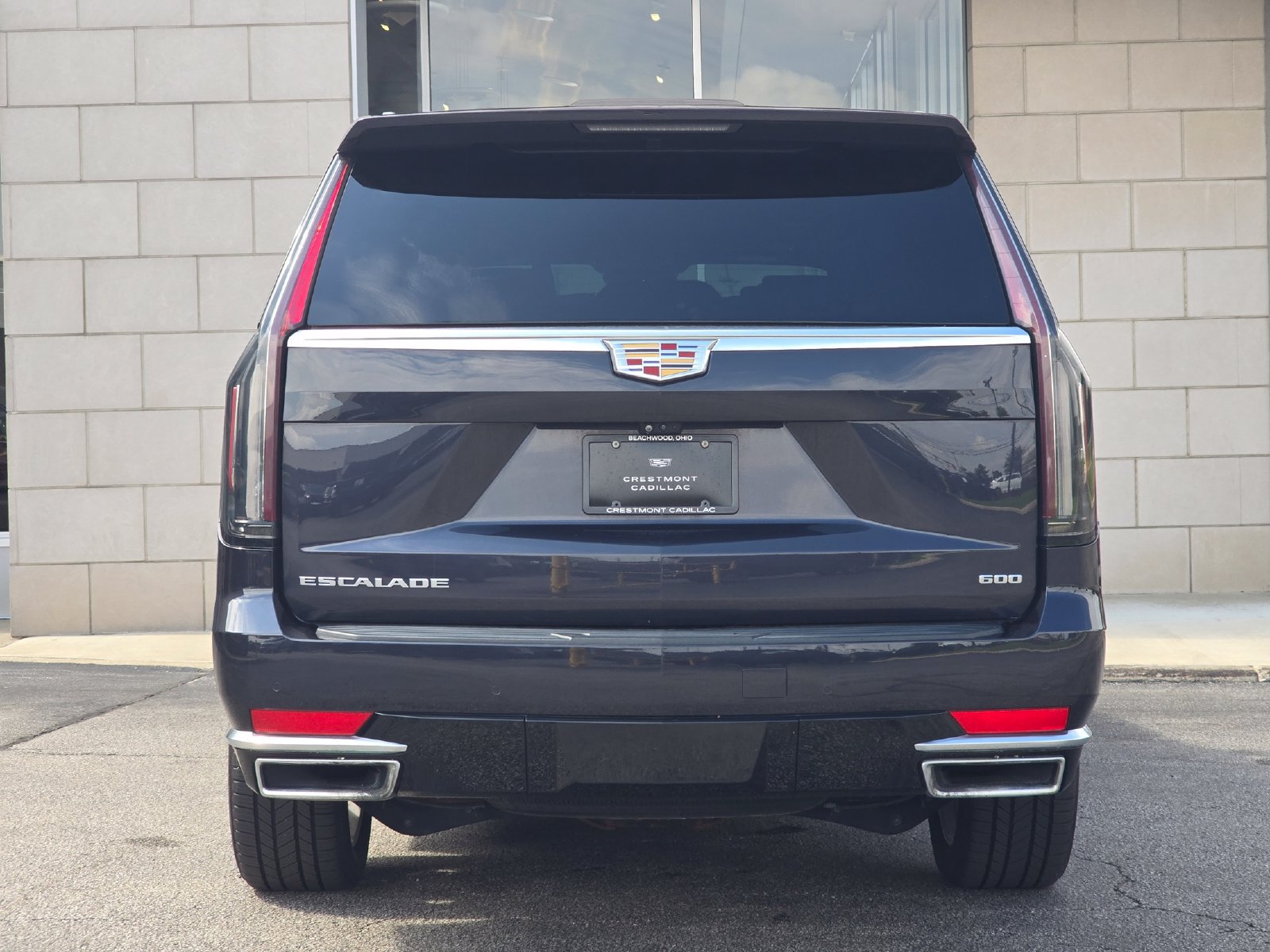 Used 2023 Cadillac Escalade ESV Premium Luxury Platinum w/ LPO, Floor Liner Package AWD/4WD image 22