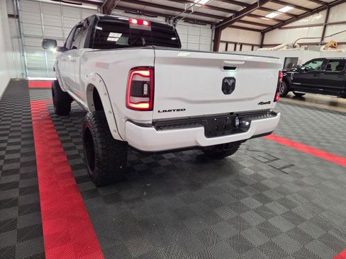 Used 2022 RAM 3500 Limited w/ Night Edition AWD/4WD image 28