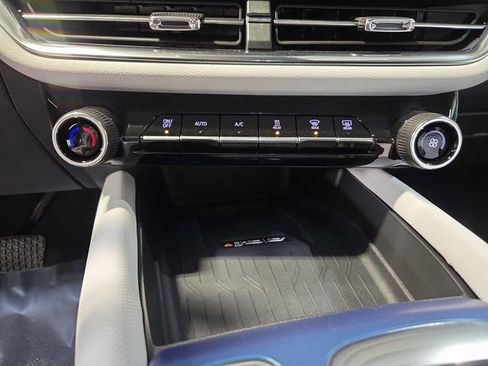 New 2026 Chevrolet Equinox EV LT w/ LPO, All-Weather Mat Package FWD image 24