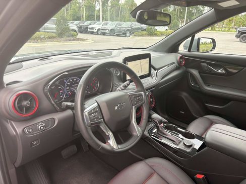 Used 2023 Chevrolet Blazer RS FWD image 21