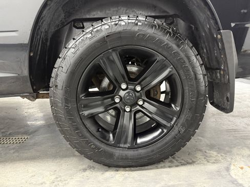 Used 2018 RAM 1500 Sport w/ Hydro Blue Sport Package image 24