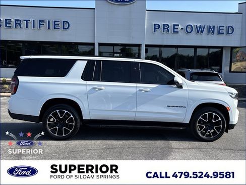 Used 2022 Chevrolet Suburban RST w/ Luxury Package AWD/4WD image 2