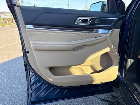 Used 2016 Ford Explorer Limited w/ Equipment Group 301A AWD/4WD image 16