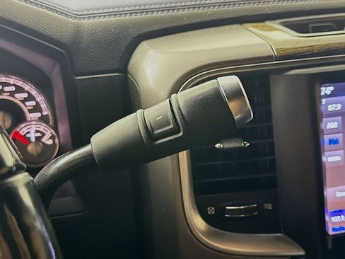 Used 2018 RAM 3500 Laramie Longhorn AWD/4WD image 17