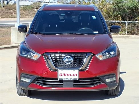 Used 2020 Nissan Kicks SR w/ SR Premium Package image 4