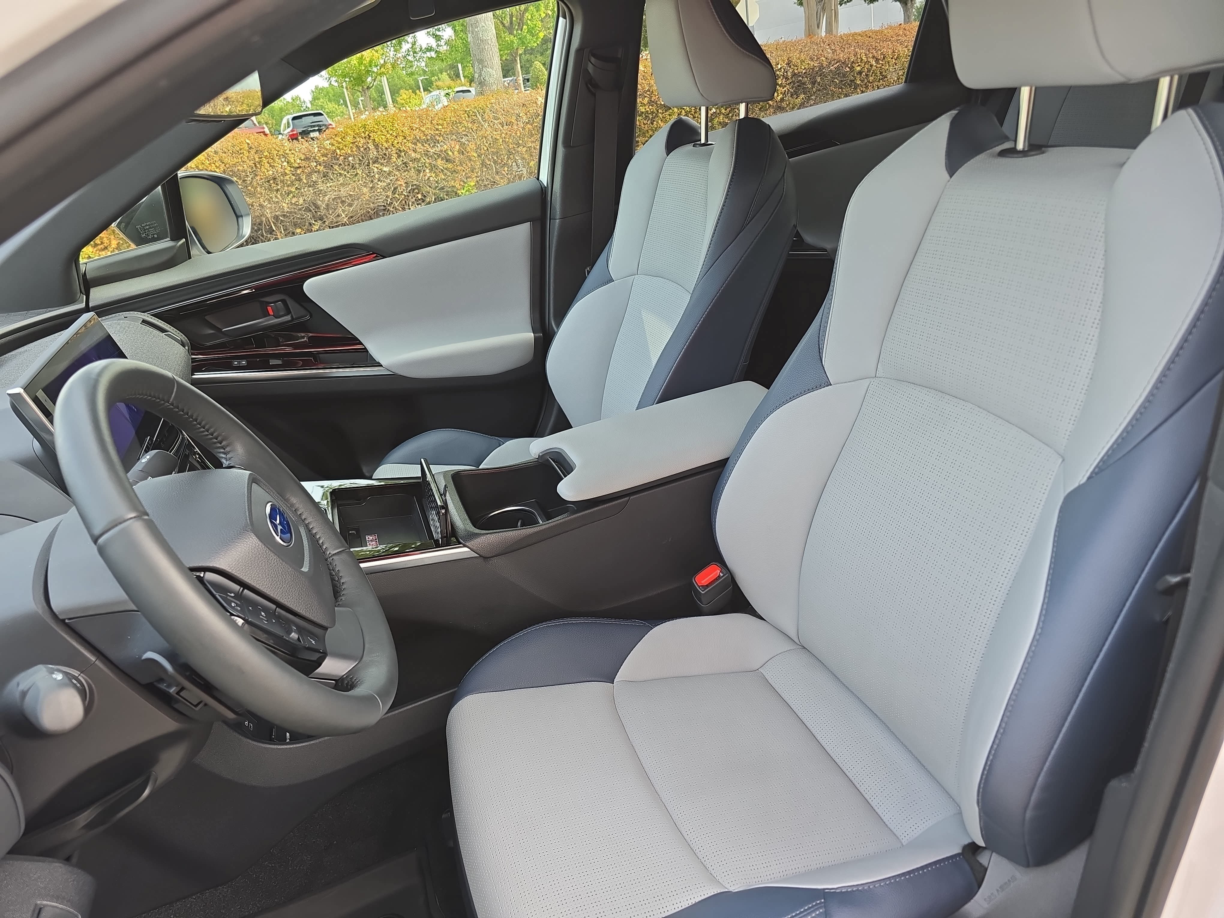 Used 2023 Subaru Solterra AWD image 15