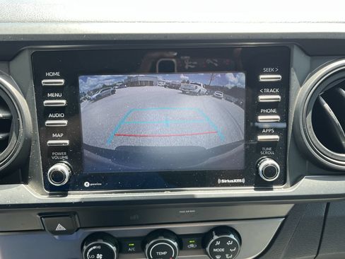 Used 2020 Toyota Tacoma SR RWD image 21