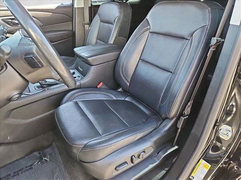 Used 2019 Chevrolet Traverse Premier w/ Redline Edition AWD/4WD image 17