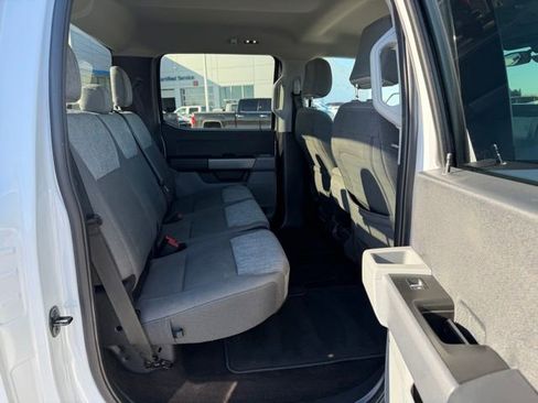 Used 2022 Ford F150 XLT w/ Trailer Tow Package image 18