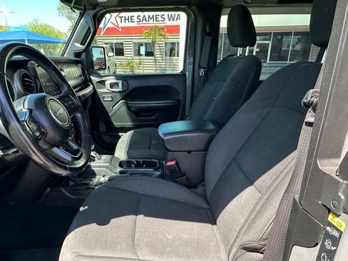 Used 2020 Jeep Wrangler Sport AWD/4WD image 11