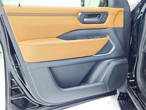 New 2025 Nissan Armada Platinum Reserve w/ Convenience Package image 21