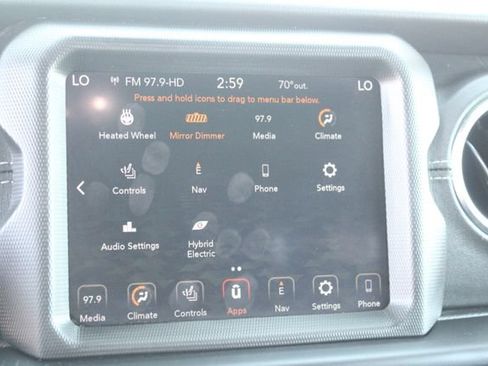 Used 2021 Jeep Wrangler Unlimited Sahara w/ Cold Weather Group AWD/4WD image 33