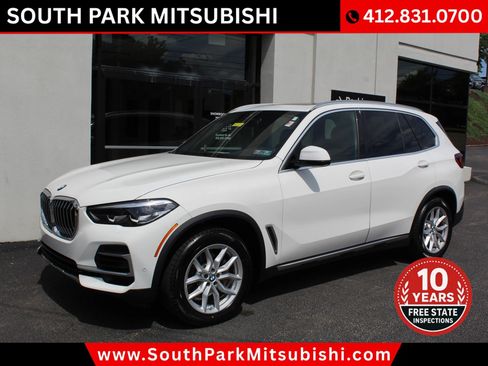 Used 2022 BMW X5 xDrive40i w/ Premium Package AWD/4WD image 2