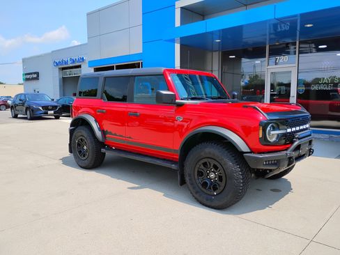 Used 2023 Ford Bronco Wildtrak AWD/4WD image 4