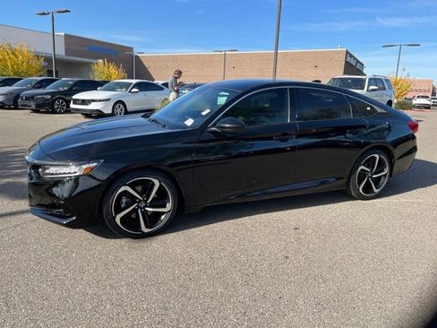 Certified 2022 Honda Accord Sport image 9