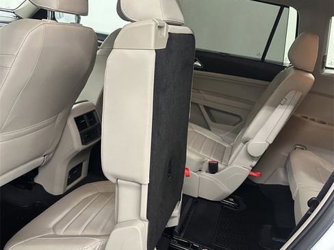 Used 2019 Volkswagen Atlas SEL Premium image 31