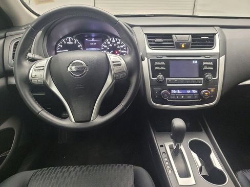 Used 2017 Nissan Altima 2.5 SV image 22