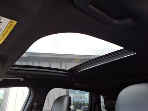 Used 2016 Lincoln MKX Reserve w/ Luxury Package AWD/4WD image 8