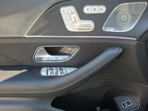 Used 2026 Mercedes-Benz GLS 450 4MATIC image 10