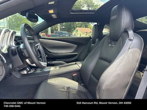 Used 2010 Chevrolet Camaro SS w/ LPO, Ground Effects Package RWD image 12