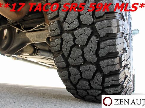 Used 2017 Toyota Tacoma SR5 w/ Tow Package RWD image 52