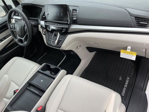 New 2026 Honda Odyssey EX-L image 38