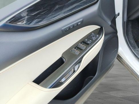 Certified 2024 Lexus NX 250 FWD w/ Towing Package (2000 Lbs) image 9