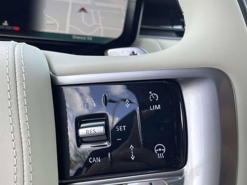 New 2026 Land Rover Range Rover Long Wheelbase SE AWD/4WD image 30