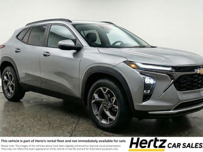 Used 2025 Chevrolet Trax LT w/ LT Convenience Package