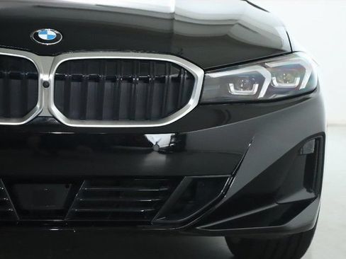 Used 2026 BMW 330i xDrive Sedan w/ Premium Package AWD/4WD image 8