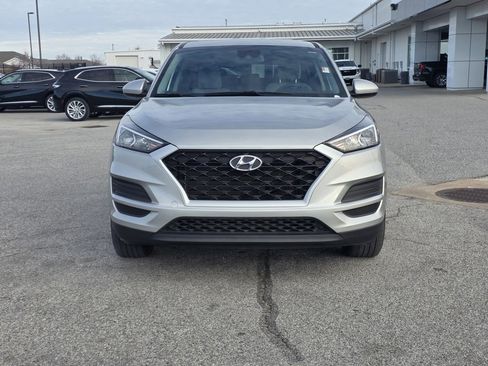 Used 2020 Hyundai Tucson SE image 2
