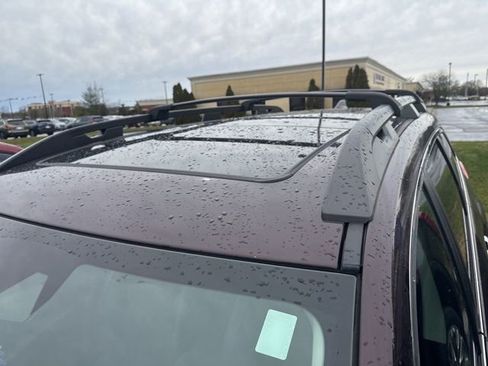 Used 2023 Subaru Ascent Touring image 5