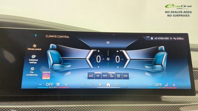 Used 2023 BMW i7 xDrive60 AWD/4WD image 44