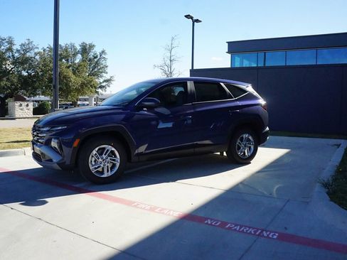 New 2026 Hyundai Tucson SE image 4